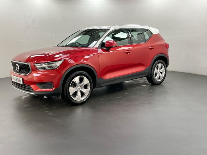 2025 Volvo Xc40