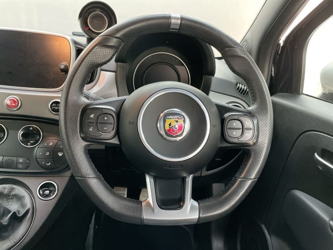 2025 Abarth 595c