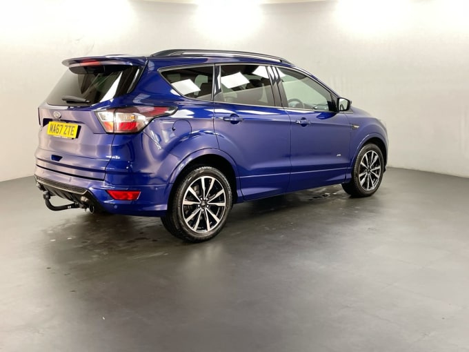 2025 Ford Kuga