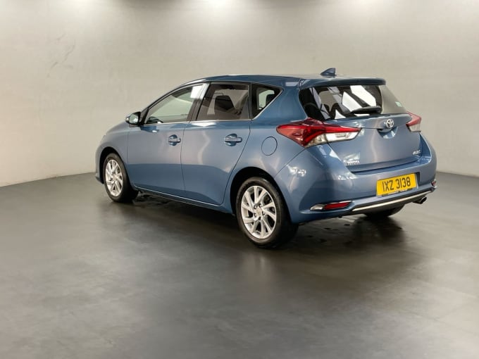 2025 Toyota Auris