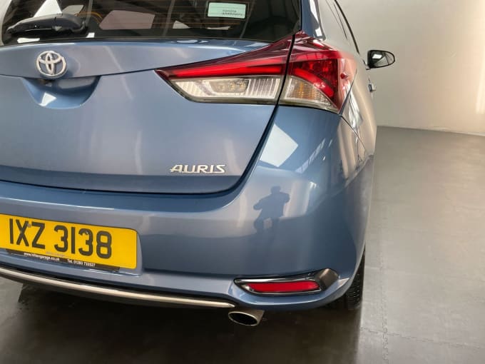 2025 Toyota Auris