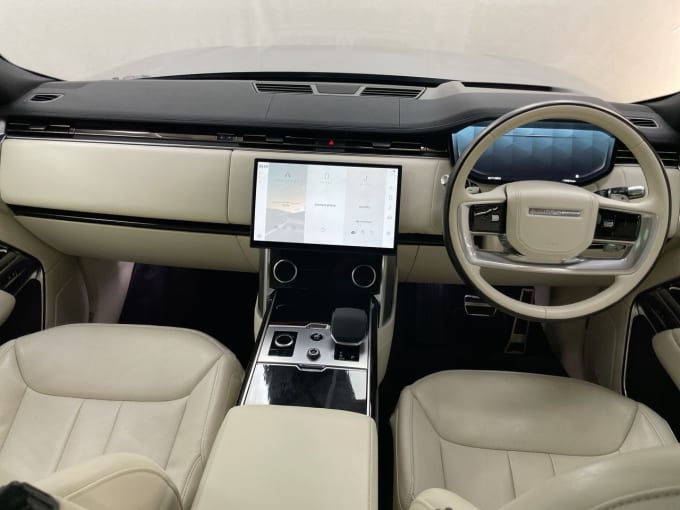 2025 Land Rover Range Rover