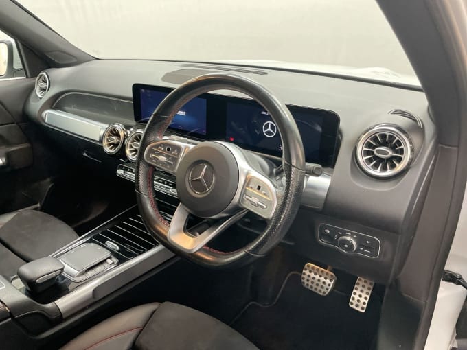 2025 Mercedes-benz Glb