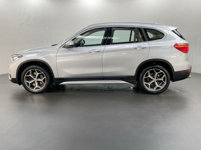 2025 BMW X1