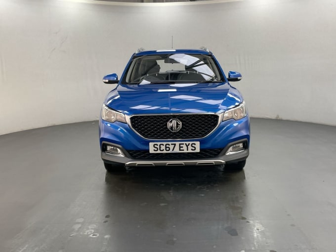 2025 Mg Mg Zs