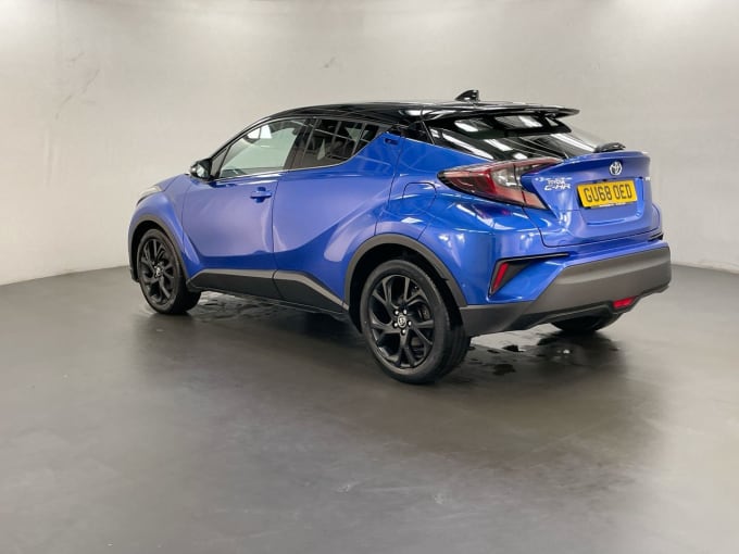 2025 Toyota C-hr