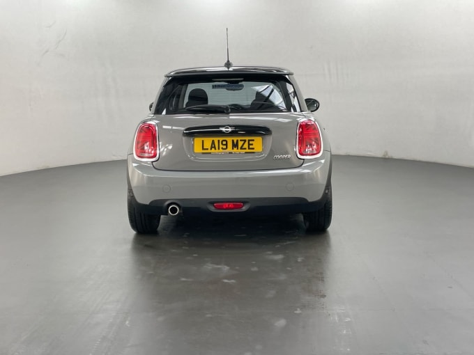 2025 Mini Hatch