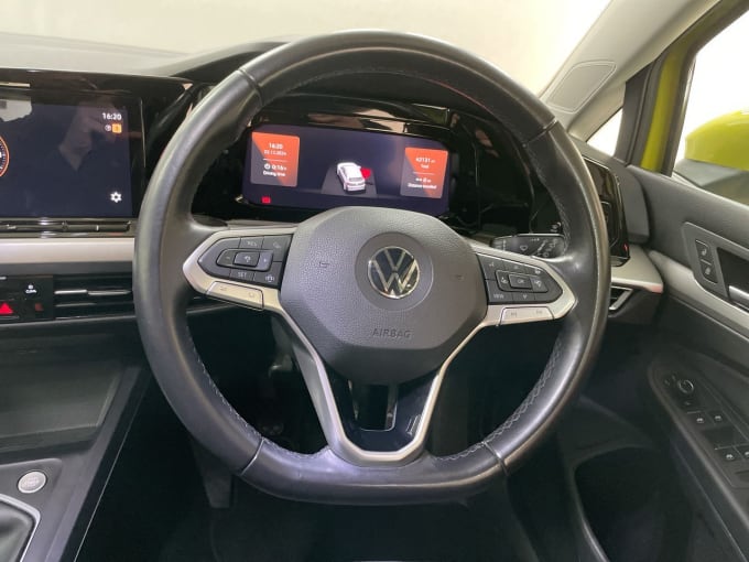 2025 Volkswagen Golf