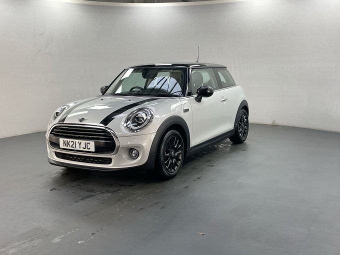 2025 Mini Hatch