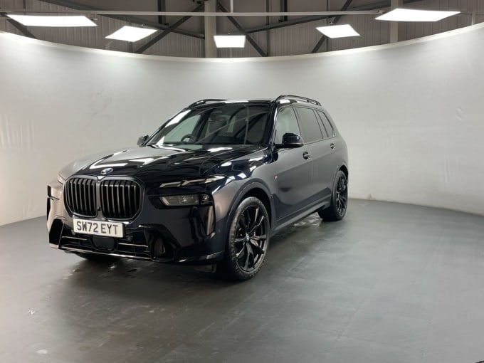 2025 BMW X7