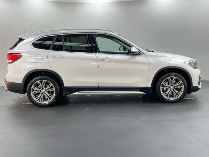 2025 BMW X1