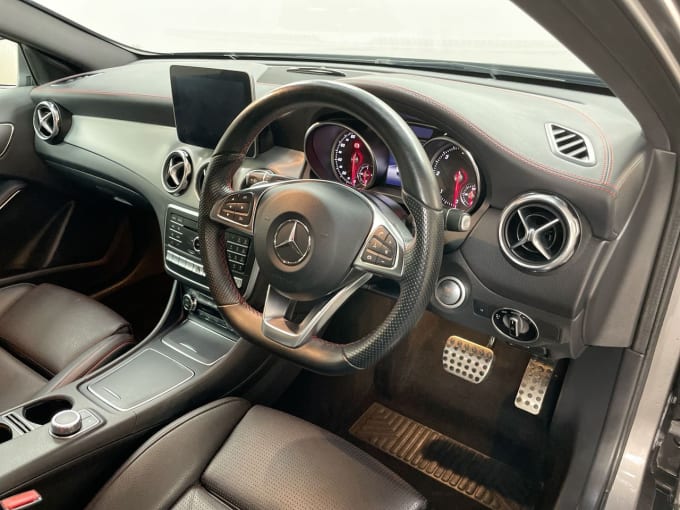 2025 Mercedes-benz 180