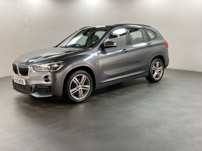 2025 BMW X1