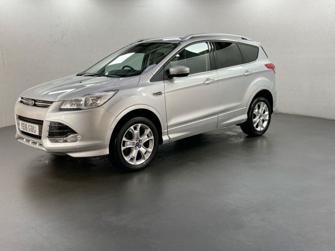 2025 Ford Kuga