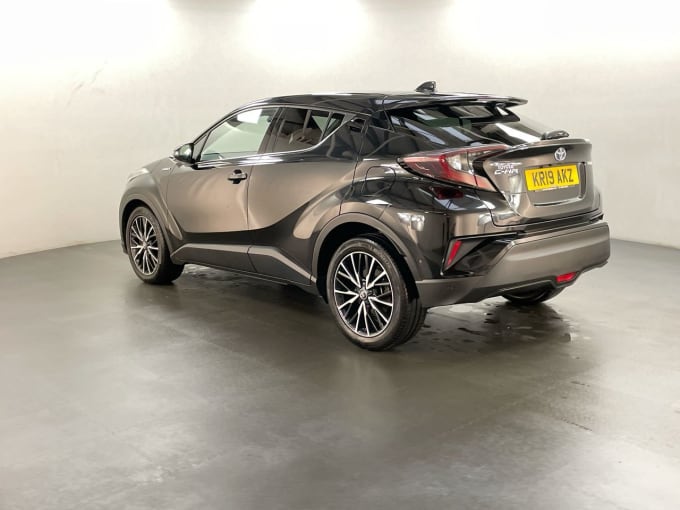 2025 Toyota C-hr