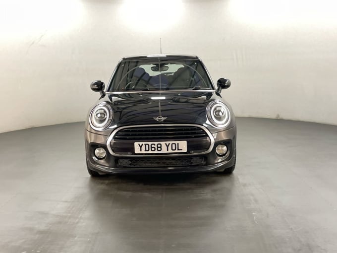 2025 Mini Hatch