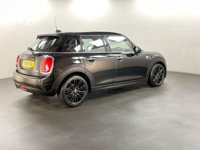 2025 Mini Hatch