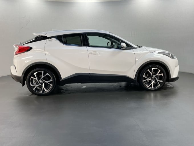 2025 Toyota C-hr