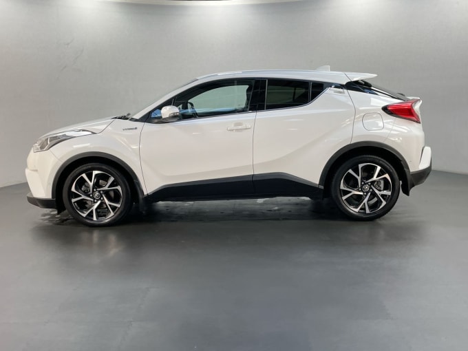 2025 Toyota C-hr