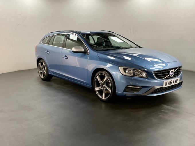 2025 Volvo V60