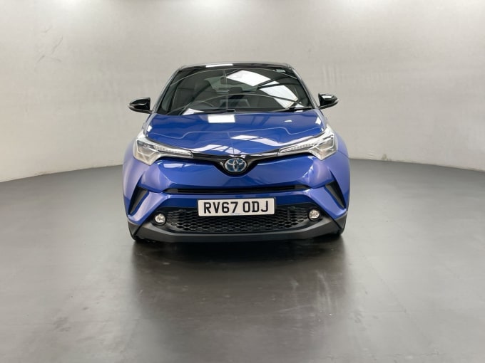 2025 Toyota C-hr