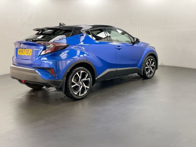 2025 Toyota C-hr