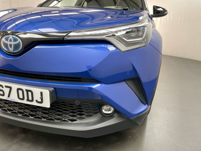 2025 Toyota C-hr