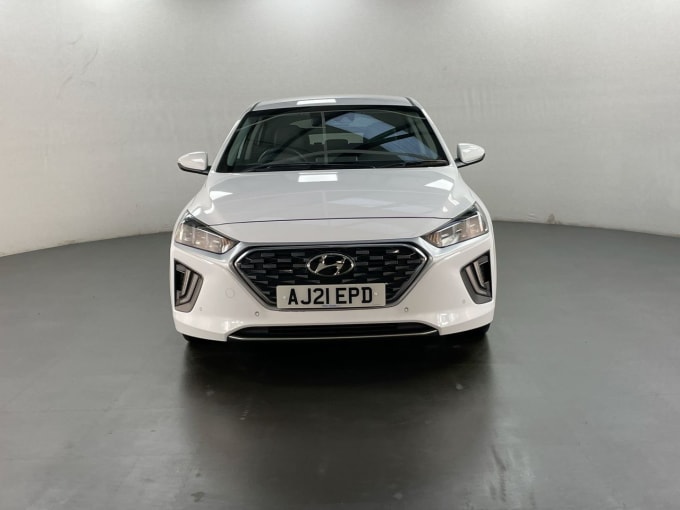 2025 Hyundai Ioniq