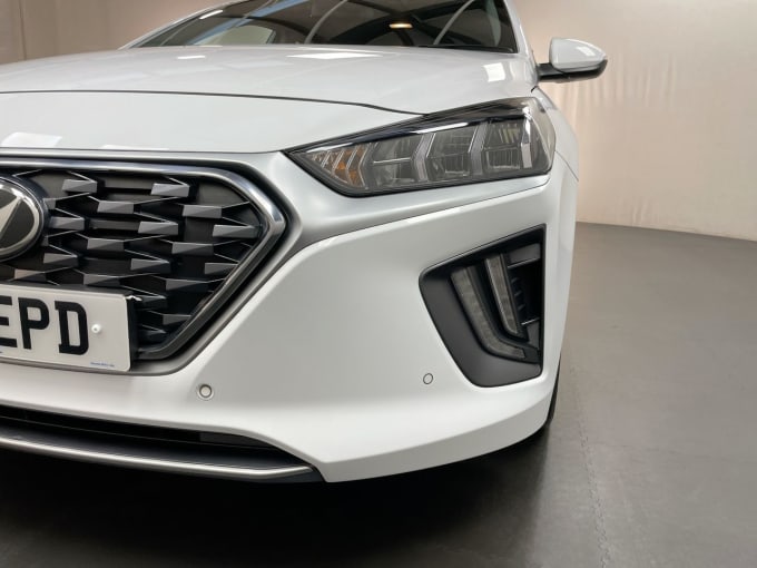 2025 Hyundai Ioniq