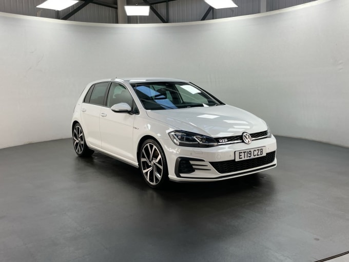 2025 Volkswagen Golf