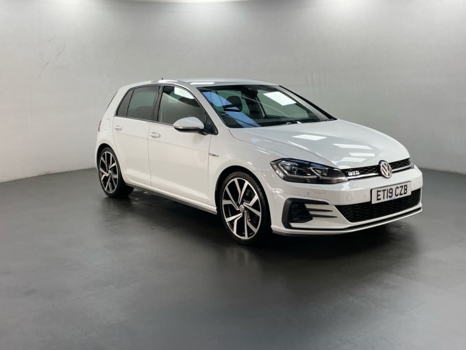 2025 Volkswagen Golf