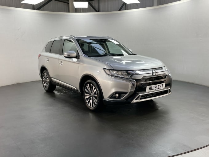 2025 Mitsubishi Outlander