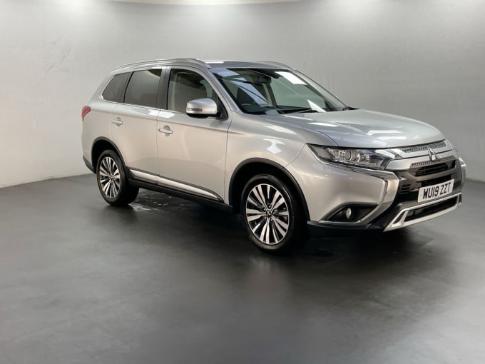 2025 Mitsubishi Outlander