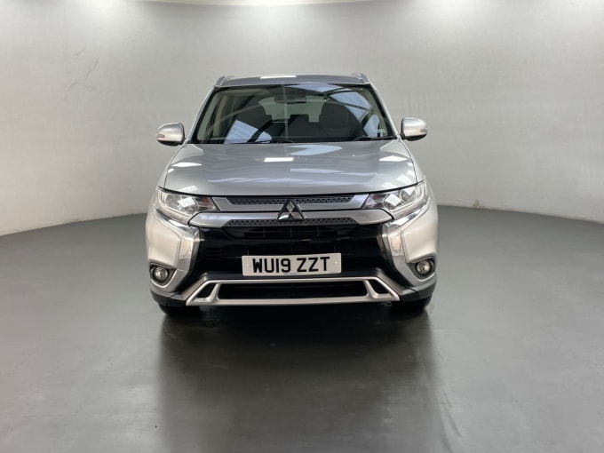 2025 Mitsubishi Outlander