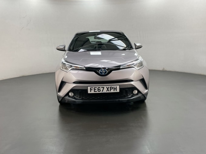 2025 Toyota C-hr