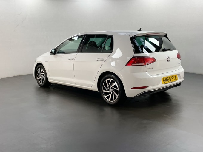 2025 Volkswagen Golf