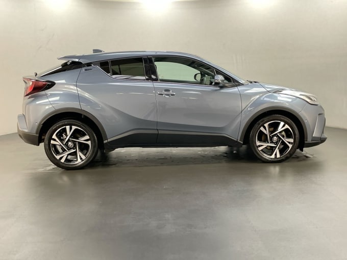 2025 Toyota C-hr