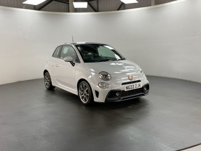 2025 Abarth 595