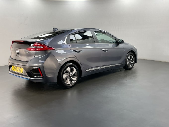 2025 Hyundai Ioniq