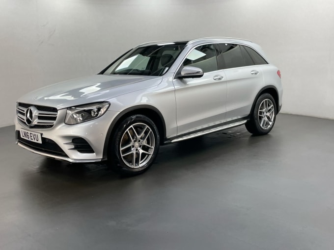 2025 Mercedes-benz Glc