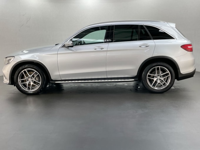 2025 Mercedes-benz Glc