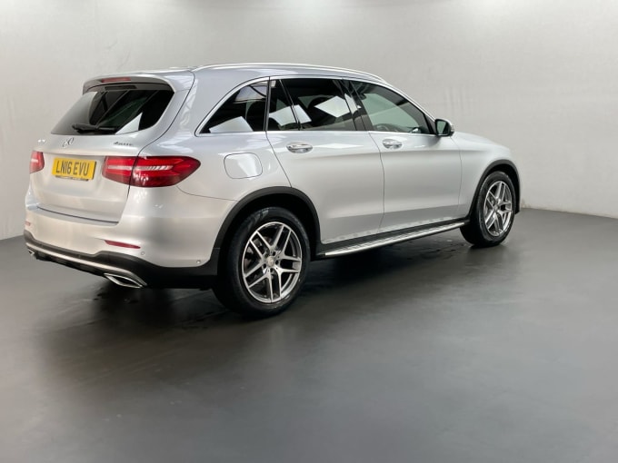 2025 Mercedes-benz Glc