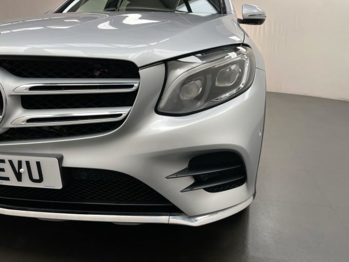 2025 Mercedes-benz Glc