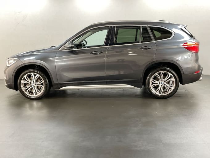 2025 BMW X1