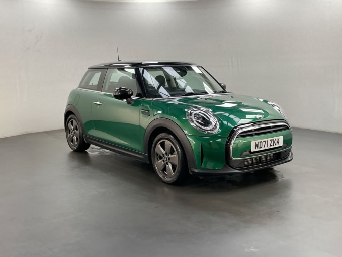 2025 Mini Hatch