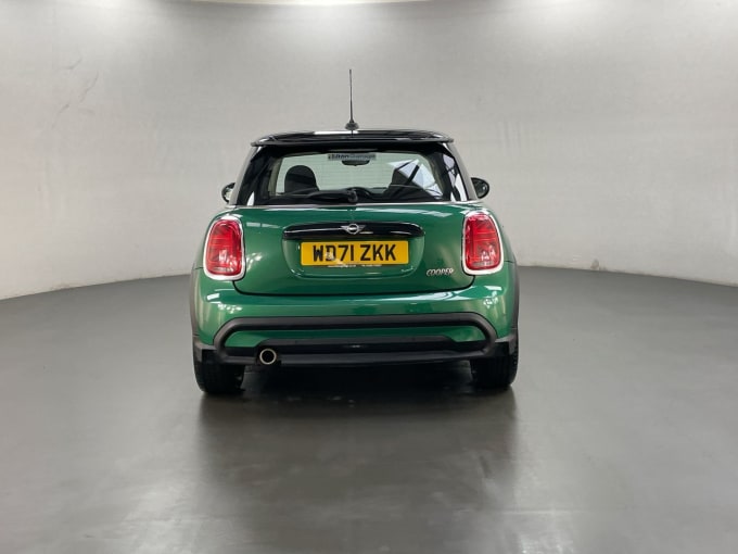 2025 Mini Hatch