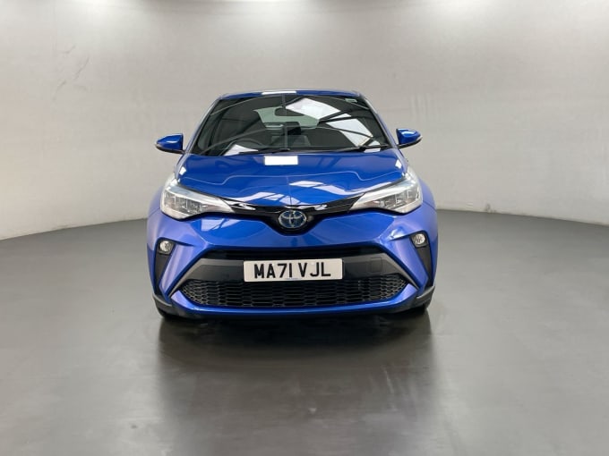 2025 Toyota C-hr