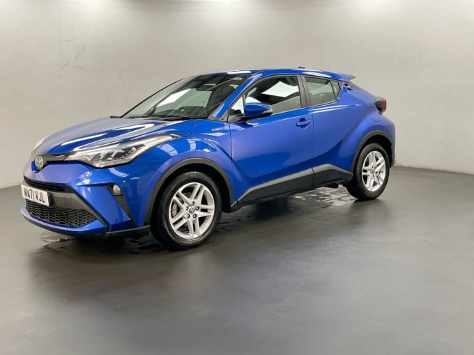 2025 Toyota C-hr