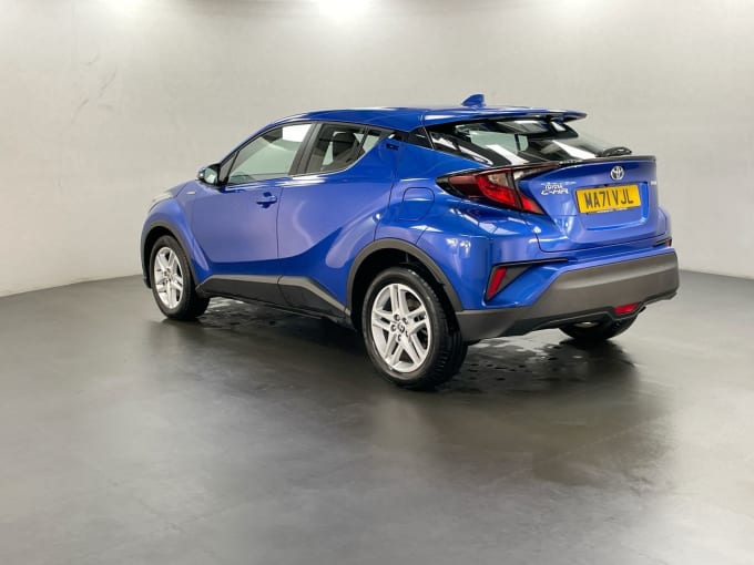 2025 Toyota C-hr