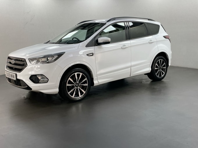 2025 Ford Kuga